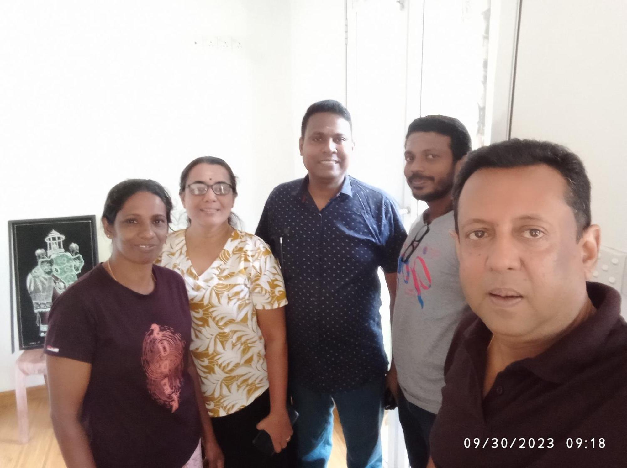 Vino Villa Tourists & Local Accommodations - 24 Hrs Kandy Bagian luar foto