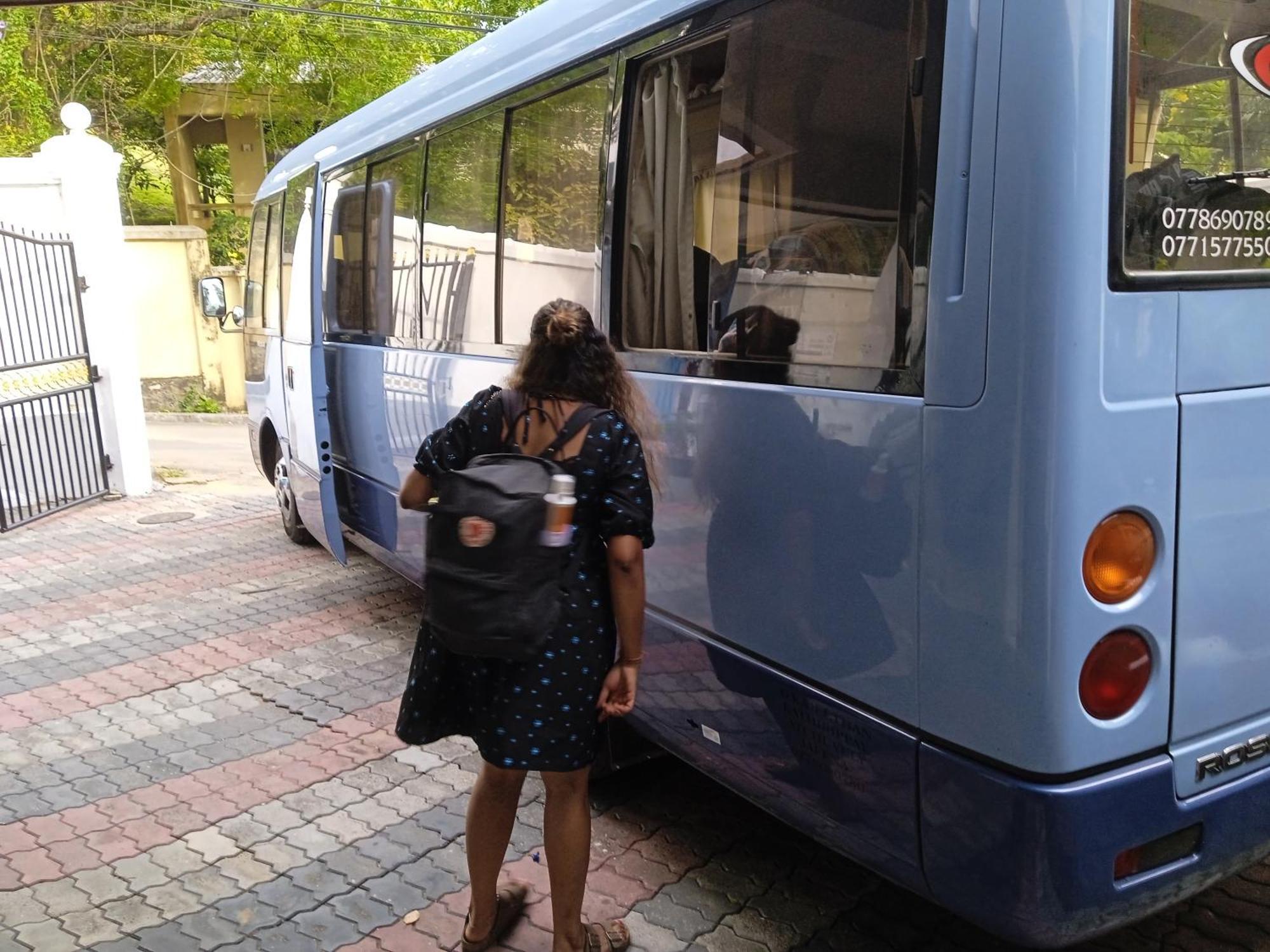 Vino Villa Tourists & Local Accommodations - 24 Hrs Kandy Bagian luar foto